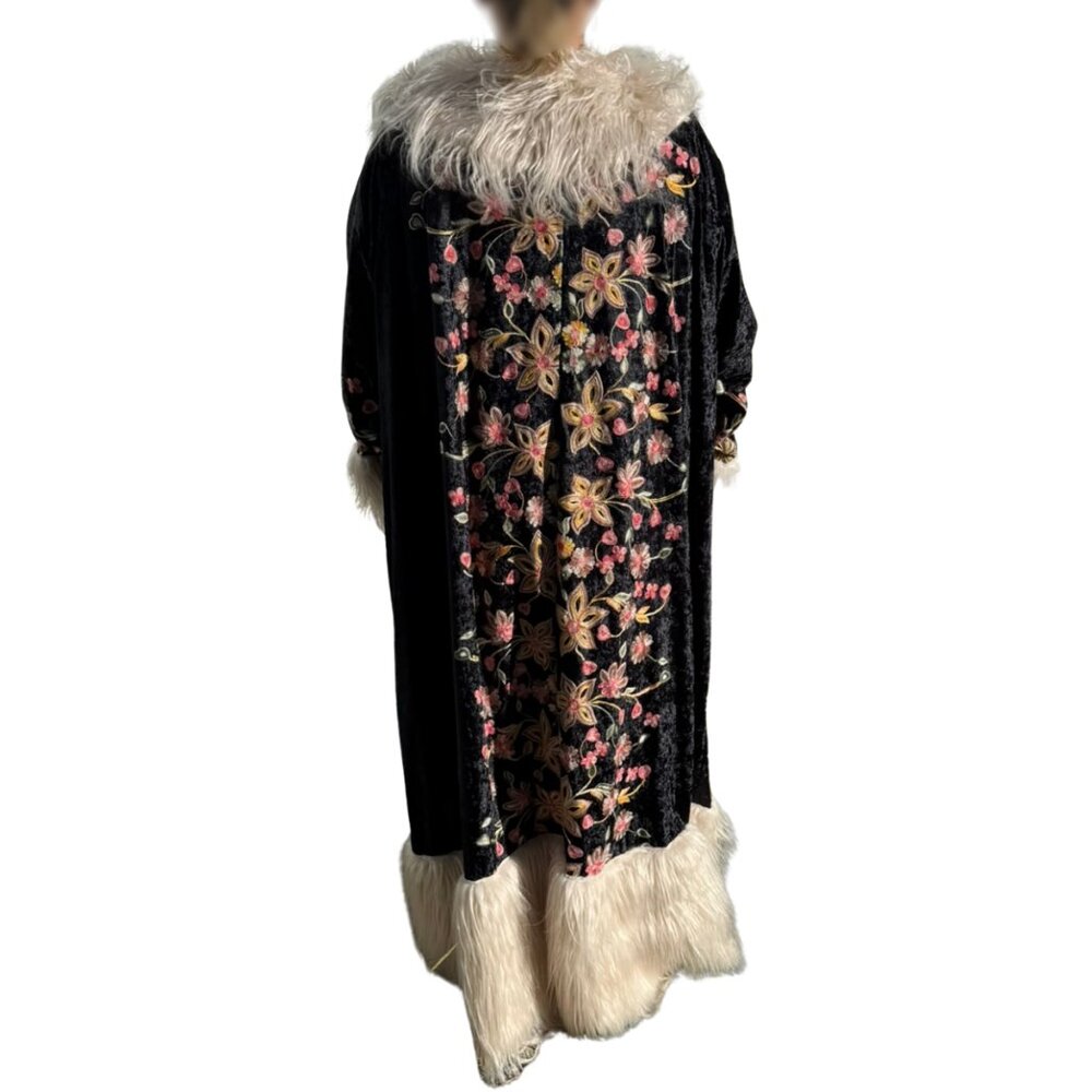 NEW Jennafer Grace Penny Lane Deluxe Velvet Embroidered Faux Fur Boho Coat XL